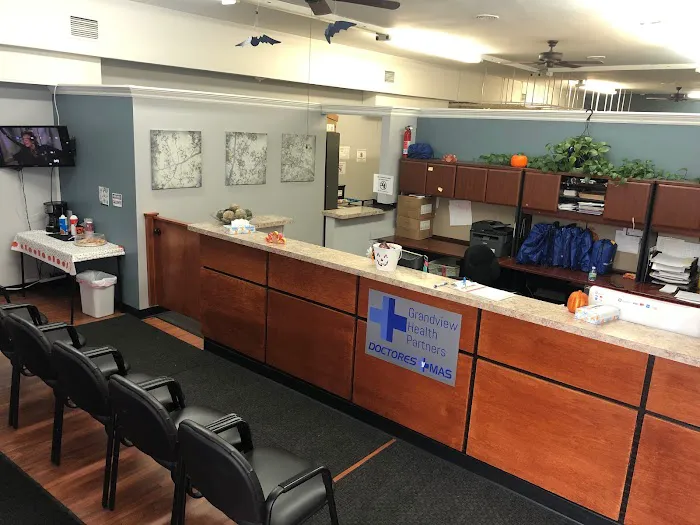 Grandview Health Partners - Accident Injury Chiropractic Chicago Picture 9