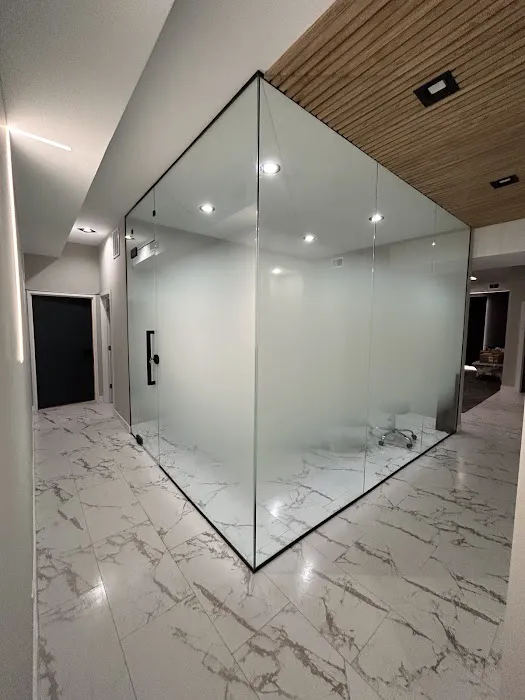 Wicker Park Spine and Stability Picture 3