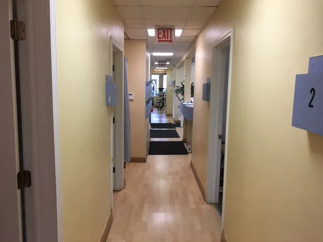 Chicago Pain Center Picture 2