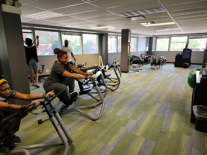 Chiro One Chiropractic & Wellness Center of Hyde Park Picture 3