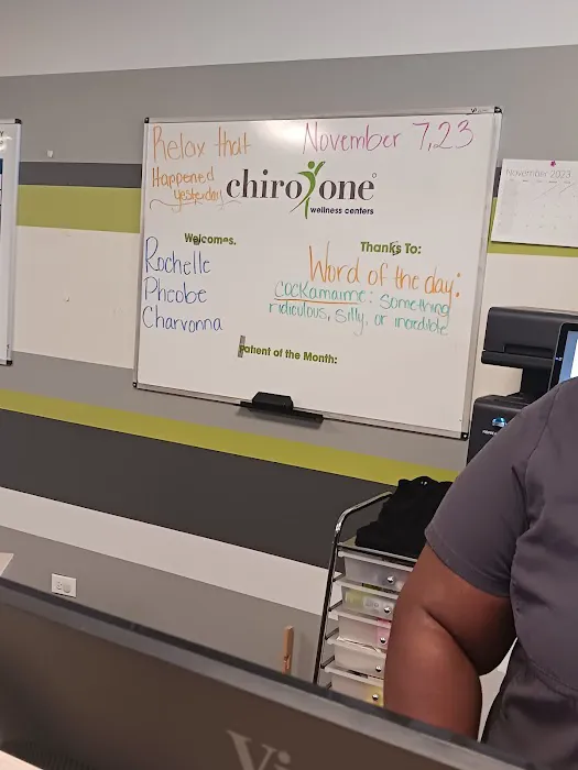 Chiro One Chiropractic & Wellness Center of Evergreen Park Picture 2