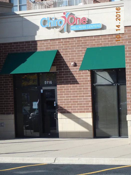 Chiro One Chiropractic & Wellness Center of Oak Lawn Picture 8