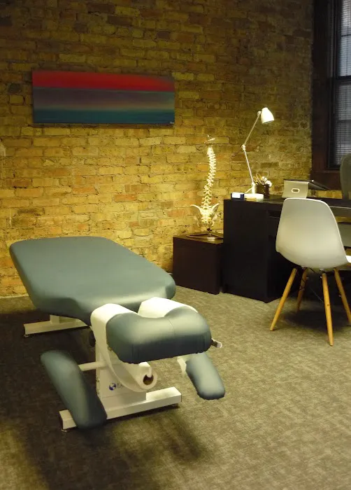 Modern Chiropractic Chicago Picture 2