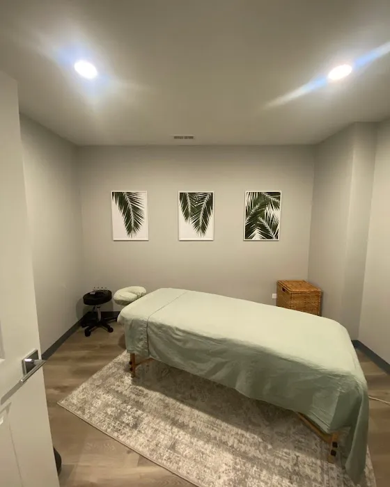 Midtown Chiropractic & Physical Therapy Picture 8