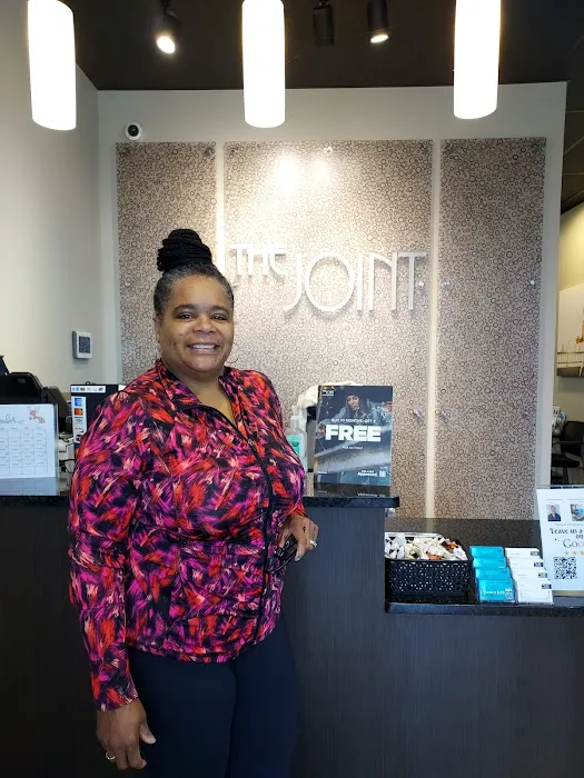 The Joint Chiropractic Picture 9