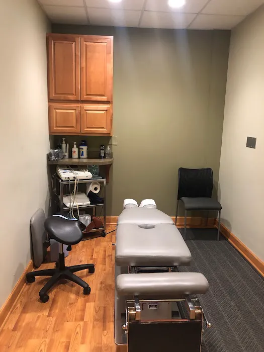 Chicago Sports & Chiropractic Medicine Picture 2
