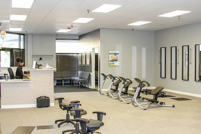 Chiro One Chiropractic & Wellness Center of West Addison Picture 7