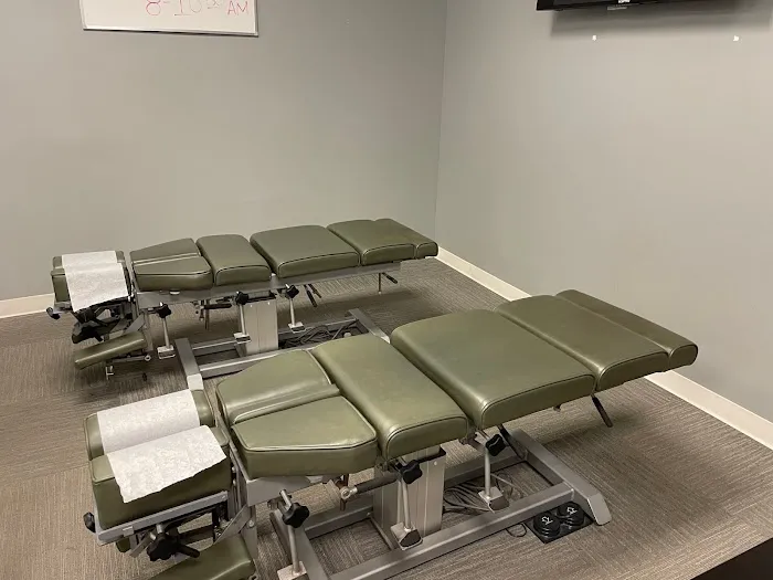 Chiro One Chiropractic & Wellness Center of West Addison Picture 6