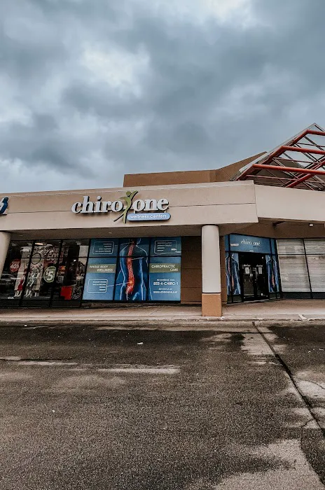 Chiro One Chiropractic & Wellness Center of West Addison Picture 8