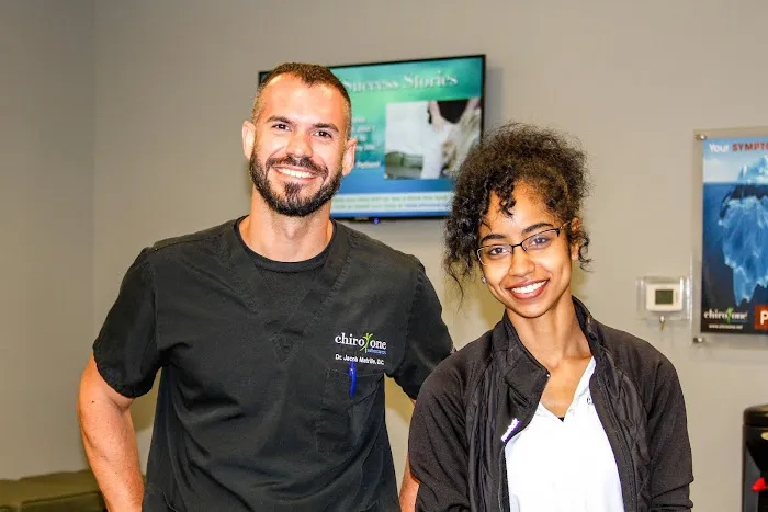 Chiro One Chiropractic & Wellness Center of West Addison Picture 5