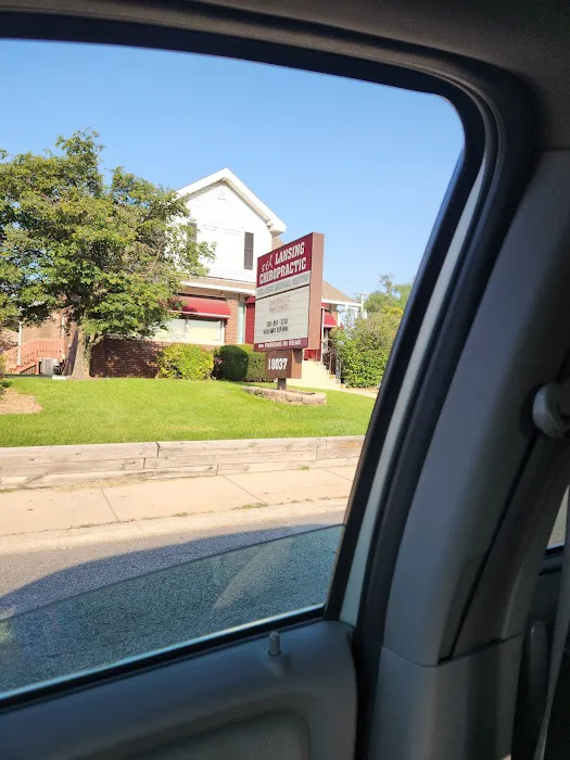 Lansing Chiropractic Clinic & Wellness Medical Center Picture 3