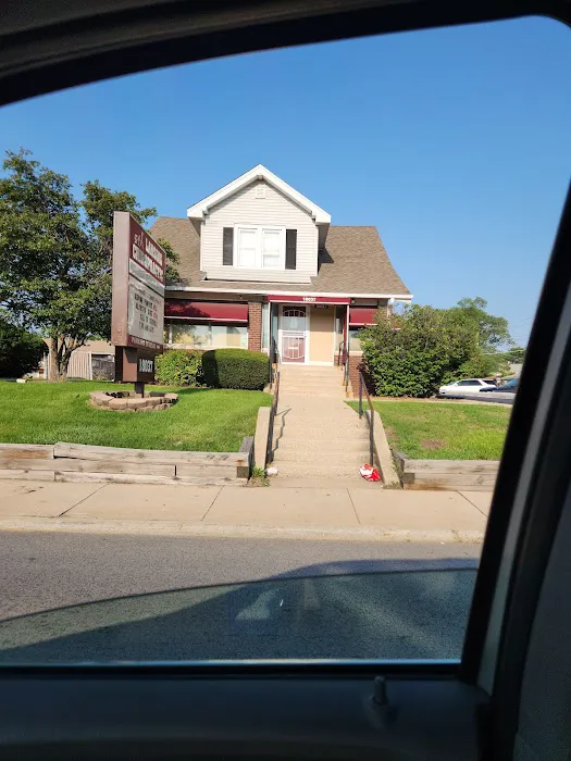 Lansing Chiropractic Clinic & Wellness Medical Center Picture 4