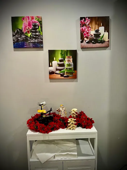 Complete Chicago Chiropractic and Sports Medicine, LTD. Picture 4