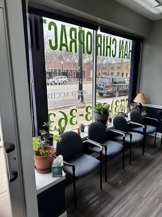 Khan Chiropractic Clinic Picture 6