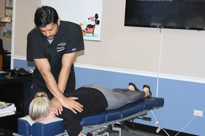 Chiro One Chiropractic & Wellness Center of Burr Ridge Picture 4