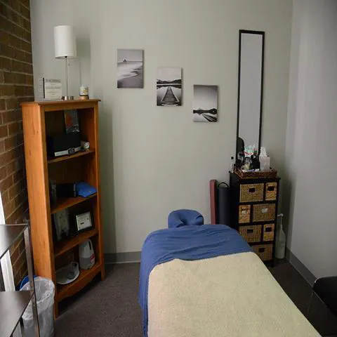 McCahill Chiropractic & Sports Injury Rehab Picture 7