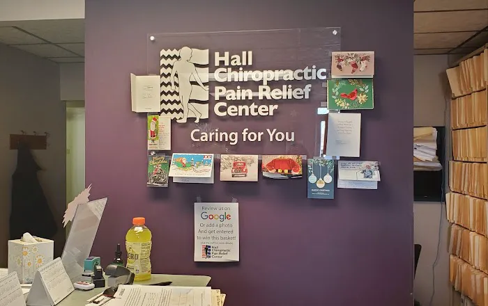 Hall Chiropractic Pain Relief Center Picture 3
