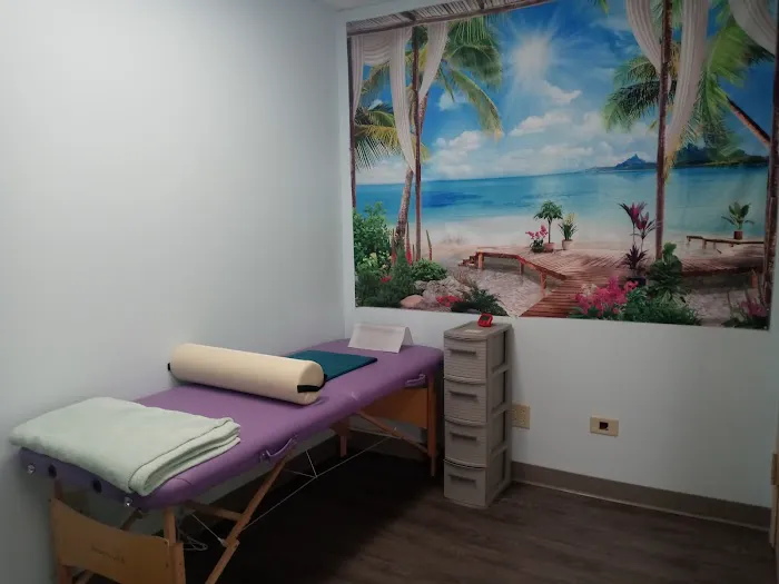 WEBB OF WELLNESS CHIROPRACTIC Picture 7