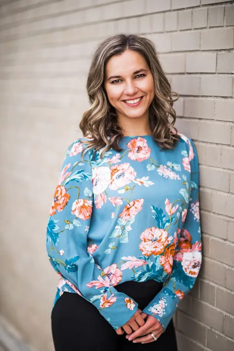 Dr. Veronika Vlasov - Chiropractor Picture 1