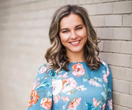 Dr. Veronika Vlasov - Chiropractor