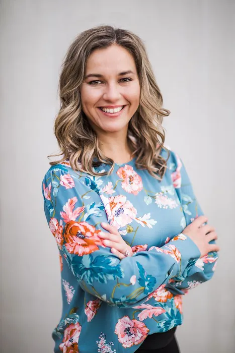 Dr. Veronika Vlasov - Chiropractor Picture 5