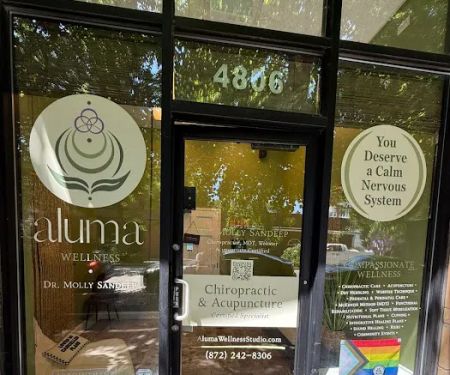 Aluma Wellness – Dr. Molly Sandeep