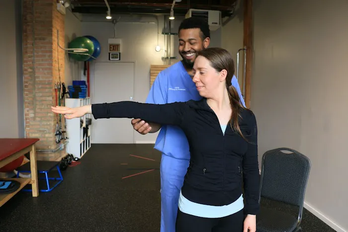 Ravenswood Chiropractic & Wellness Center Picture 1