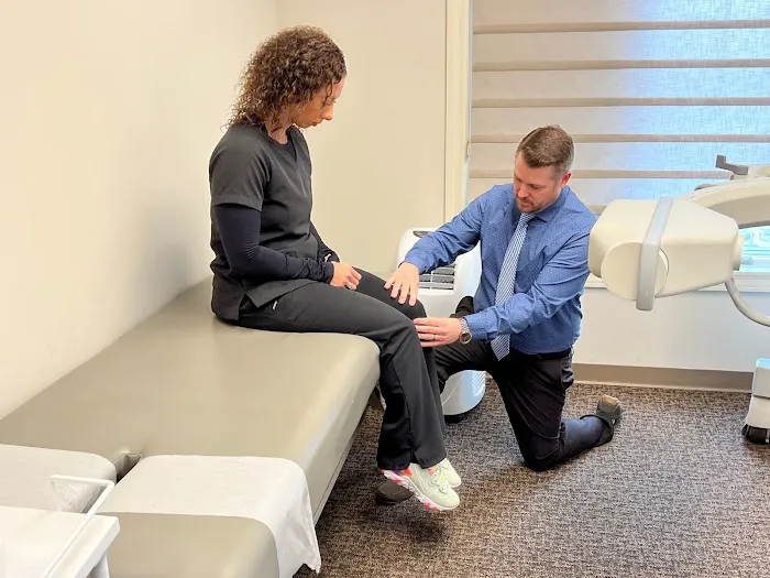 Downers Grove Chiropractic Spine and Injury Center Picture 1