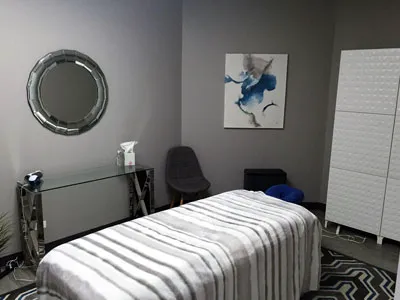 ACTIVE HEALTH CHIROPRACTIC CLINIC Picture 2