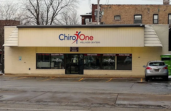Chiro One Chiropractic & Wellness Center of Andersonville Picture 1