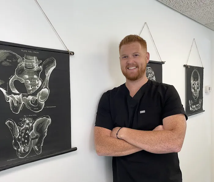 Lardi Complete Chiropractic, LLC Picture 3