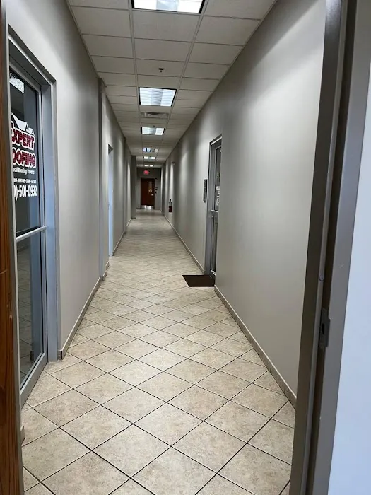 ChiroCare Clinic Wellness Center - Addison Picture 6