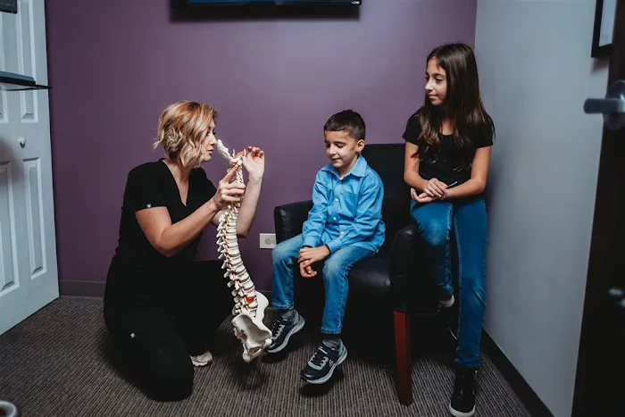 Family Tree Chiropractic - Chiropractor in Park Ridge Picture 5