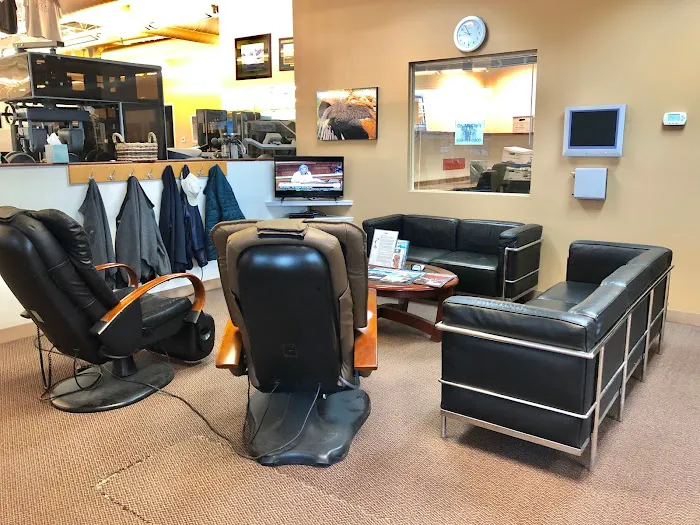 McKay Chiropractic & Sports Therapy Picture 3