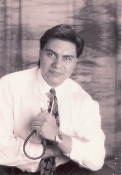 Maurice Velasco chiropractic Acupuncture and Natural Medicine Picture 5