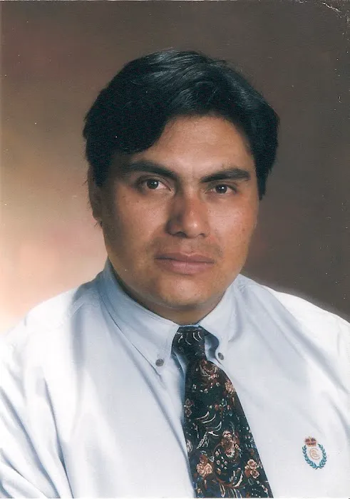 Maurice Velasco chiropractic Acupuncture and Natural Medicine Picture 3