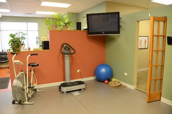 Itasca Health & Chiropractic Picture 8