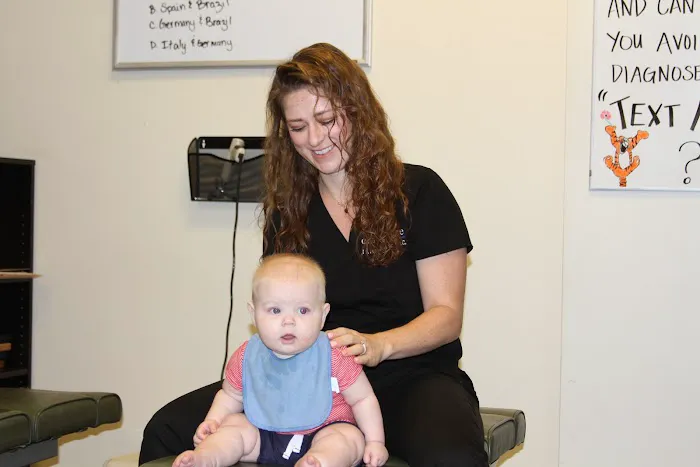 Chiro One Chiropractic & Wellness Center of Des Plaines Picture 1