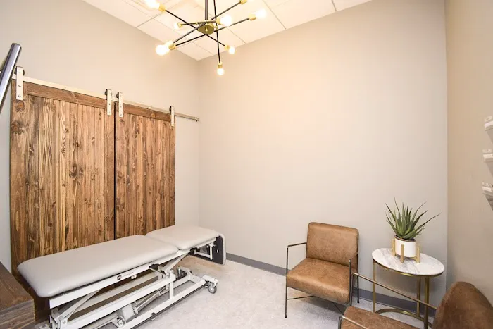 Advanced Wellness Center Picture 3