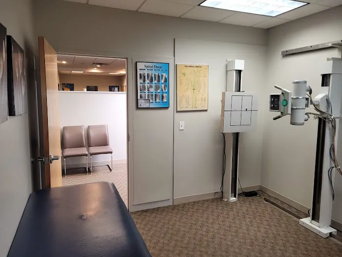 Quest Chiropractic and Acupuncture Picture 5