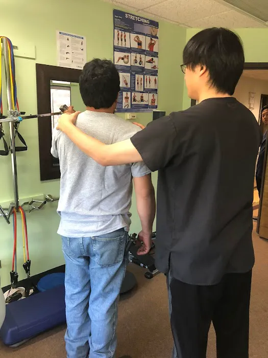 Young Clinic Picture 9