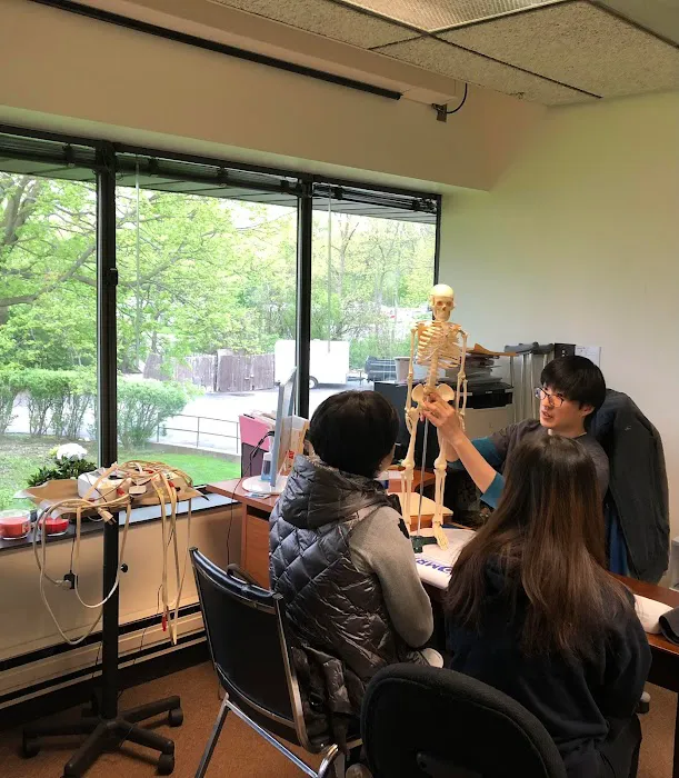 Young Clinic Picture 8