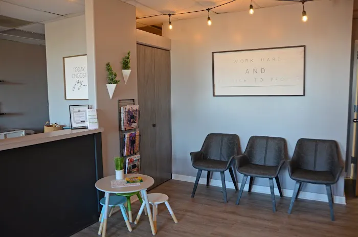 Invictus Health + Recovery - LISLE Picture 4