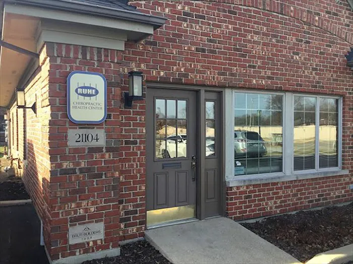 Ruhe Chiropractic Health Center Picture 9