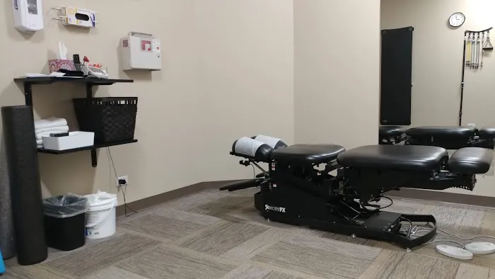 Ducat Chiropractic & Sports Medicine Picture 4