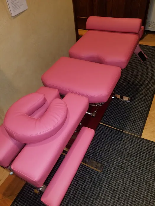 Dr David Cavazos DC, Physical Therapy and Chiropractic Picture 6