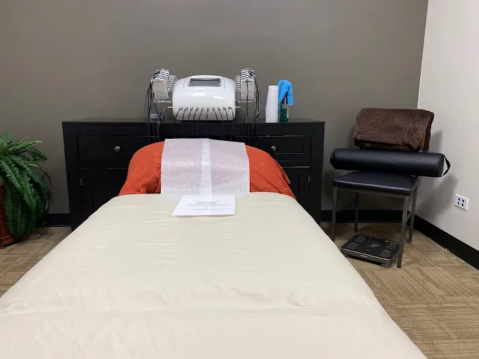 Integrated Physical Medicine of Roselle Picture 2