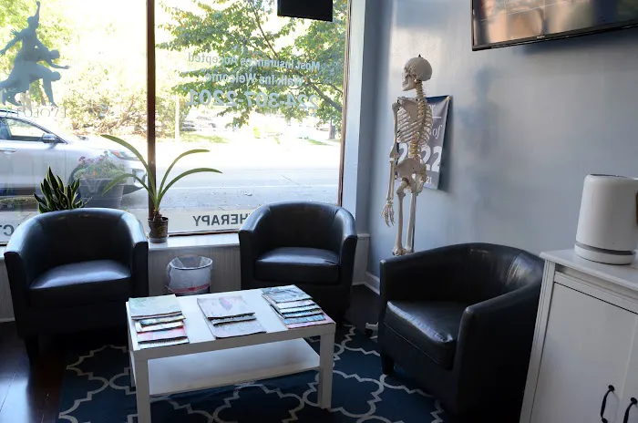 Evolution Spine & Sports Therapy, LLC Picture 7