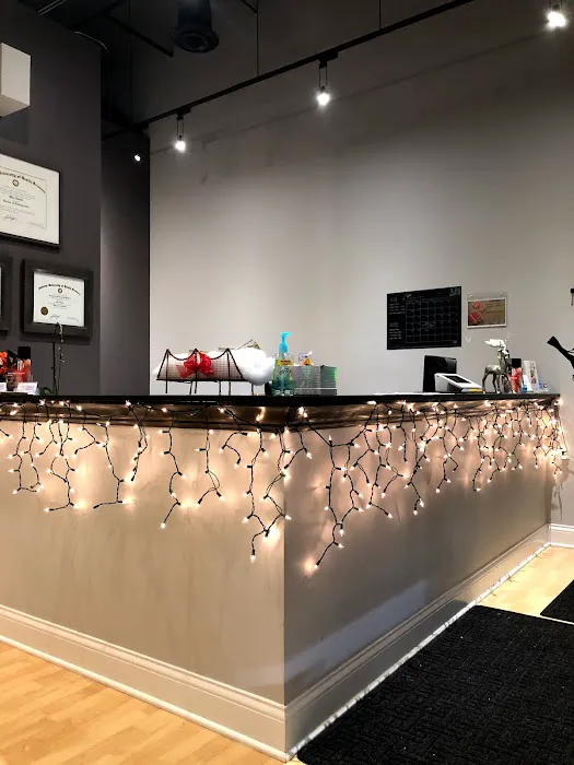 Spinal Rehab and Wellness Center of Naperville Picture 4