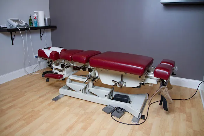 Spinal Rehab and Wellness Center of Naperville Picture 3